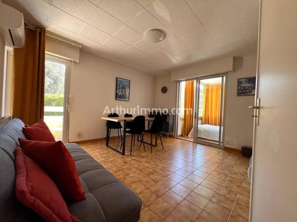 Location                                                      Appartement
                        
                     2 pièces                      38 m2                     à Sainte-Maxime