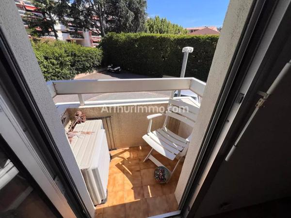 Location                                                      Appartement
                        
                     2 pièces                      38 m2                     à Sainte-Maxime