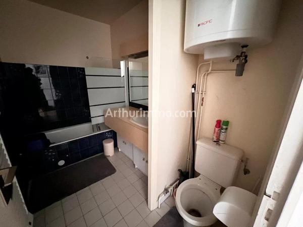 Location                                                      Appartement
                        
                     2 pièces                      38 m2                     à Sainte-Maxime