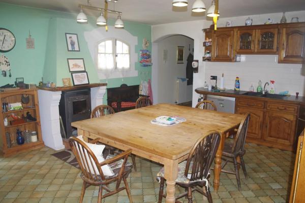 Grande maison de 6 chambres avec maison d'amis