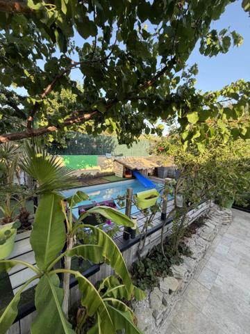 Vente                                                      Maison
                        
                     6 pièces                      105 m2                     à Cheval-Blanc