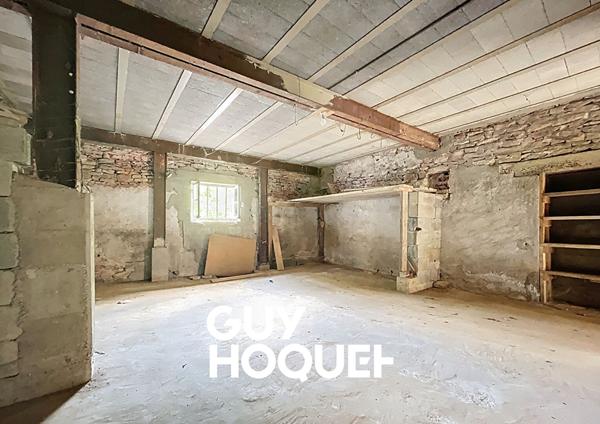 Plateau Viabilisé 92m² avec Beau Potentiel & Terrain 220m² - 71000 VARENNES-LES-MÂCON