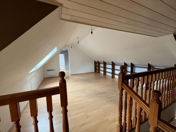 Opportunité rare à Burbure - Maison 268 m², 9 chambres possibles et 2 dépendances à aménager