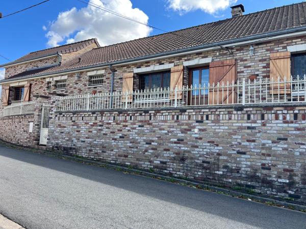 Opportunité rare à Burbure - Maison 268 m², 9 chambres possibles et 2 dépendances à aménager