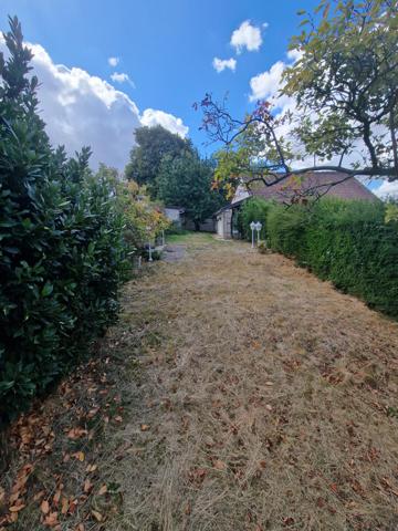 Opportunité rare à Burbure - Maison 268 m², 9 chambres possibles et 2 dépendances à aménager