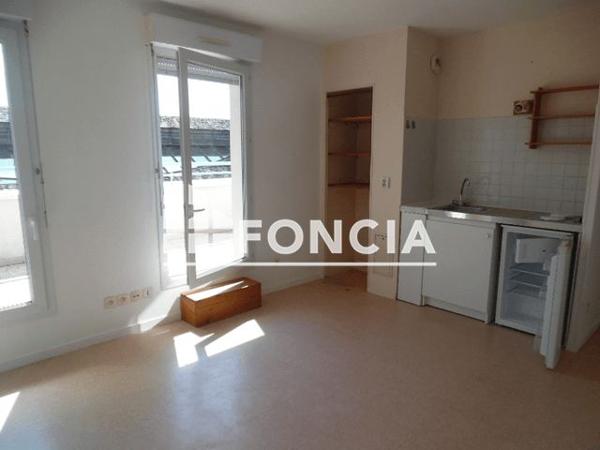 Location Appartement 2 pièces 30.5 m² - RESIDENCE LE CARILLON Saint Jean De Braye 45800