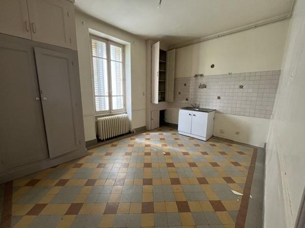 Appartement à vendre 86 336 € Ussel 4 p 101 m² DPE G