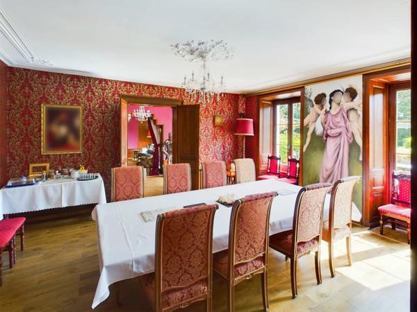 Château d'Exception avec Piscine, Espace Bien-être, Court de Tennis et Potentiel d'Activité