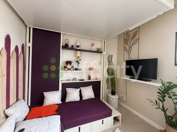 Appartement
         1 pièce
        - 18 m² Exclusivité 162 000 € *