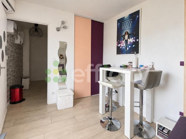 Appartement
         1 pièce
        - 18 m² Exclusivité 162 000 € *