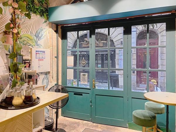 Quartier SAINT PIERRE ! Fonds de commerce Bordeaux