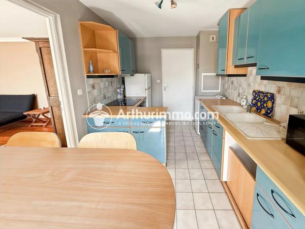 Vente                                                      Appartement
                        
                     3 pièces                      69 m2                     à Étiolles