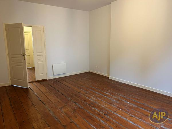 Location appartement Saintes : 690 € - AJP Immobilier Saintes
