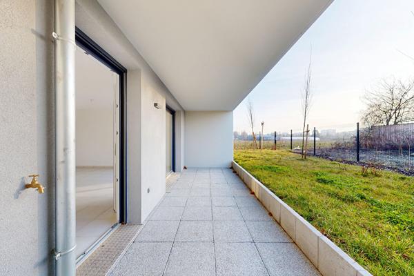 À VENDRE - Appartement F4 / T4 de 85m² en rez-de-jardin avec terrasse de 15m² et jardin de 279m²