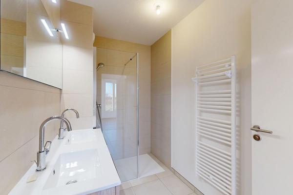 À VENDRE - Appartement F4 / T4 de 85m² en rez-de-jardin avec terrasse de 15m² et jardin de 279m²