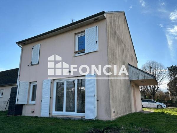 Location Maison 5 pièces 104.29 m² - 42 RUE OLIVIER DE SERRES Briare 45250