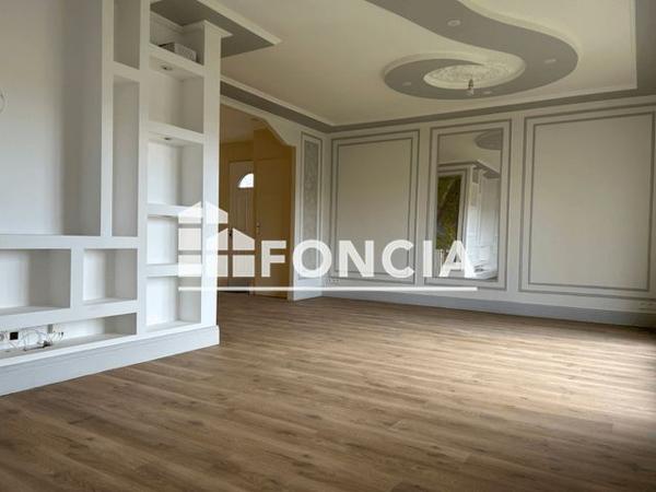 Location Maison 5 pièces 104.29 m² - 42 RUE OLIVIER DE SERRES Briare 45250