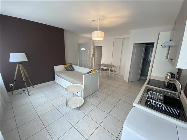 Appartement à louer |  ROCHEFORT |  1 pièce | 29 m²