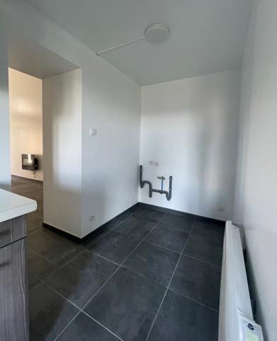 Maison de type 2 de plain-pied avec jardin