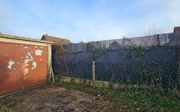 Stationnement à vendre    15 m2 Vernon