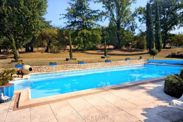 MAISON CONTEMPORAINE AVEC PISCINE, QUARTIER RESIDENTIEL