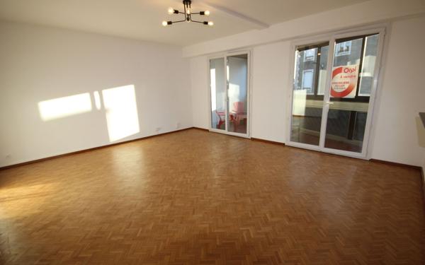 Appartement à vendre    4 pièces • 93 m2 Pau