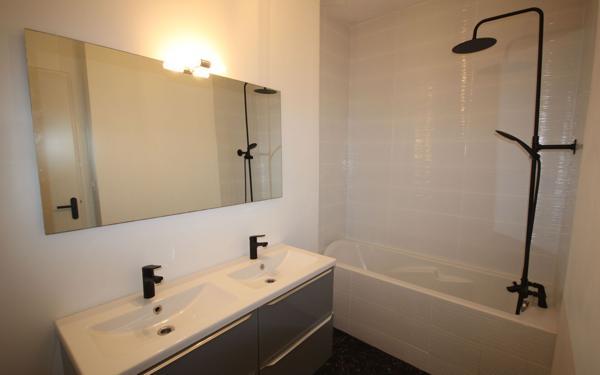 Appartement à vendre    4 pièces • 93 m2 Pau