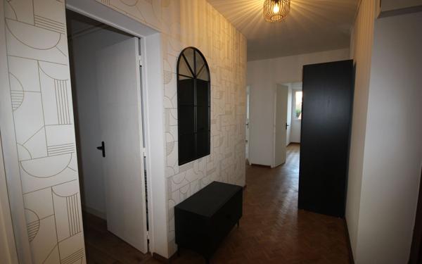 Appartement à vendre    4 pièces • 93 m2 Pau