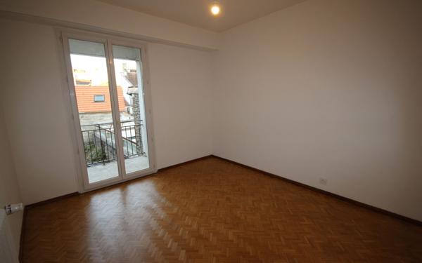 Appartement à vendre    4 pièces • 93 m2 Pau