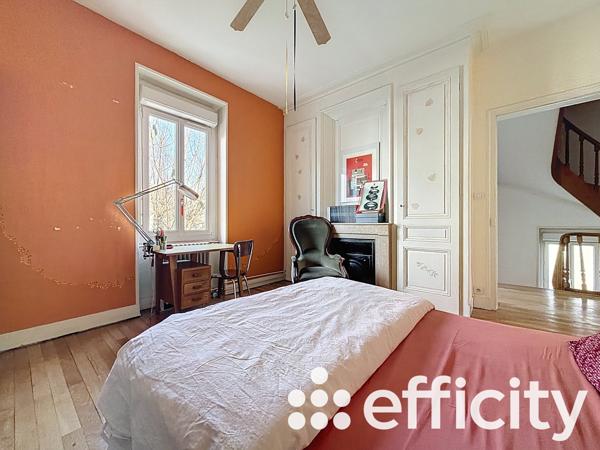 Maison 6 pièces - 184 m²