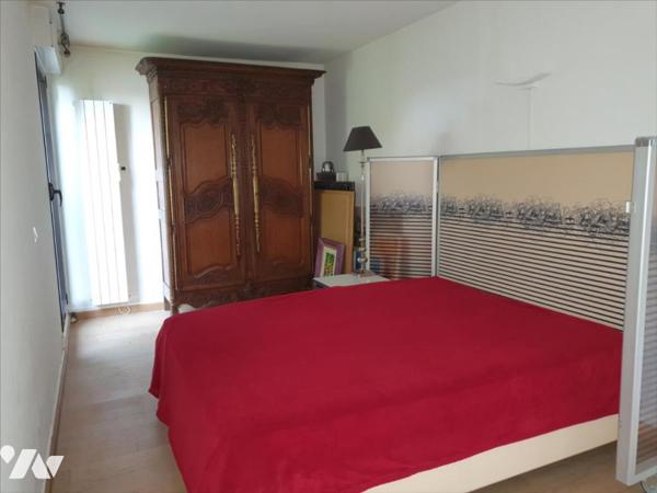 EPERNAY - Résidence Les PYRAMIDES - F3 avec terrasse et parking