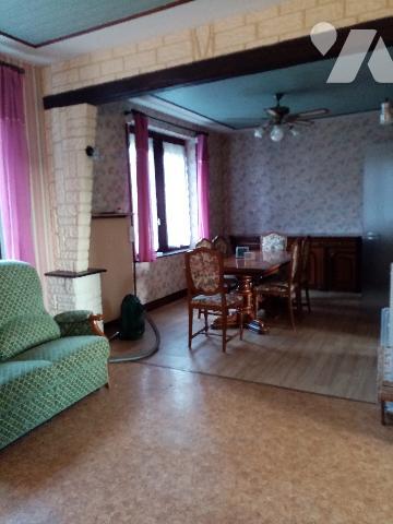 maison mitoyenne de 95,61 m² avec terrain de 350 m² et 2 garages