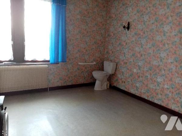 maison mitoyenne de 95,61 m² avec terrain de 350 m² et 2 garages