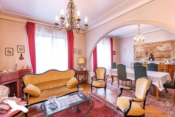 Maison à vendre |  Argentat |  8 pièces | 184 m²