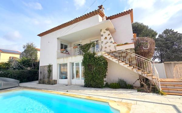 Maison à vendre    8 pièces •  Six-Fours-les-Plages