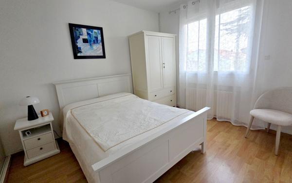 Maison à vendre    8 pièces •  Six-Fours-les-Plages