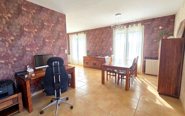 Maison à vendre    8 pièces •  Six-Fours-les-Plages