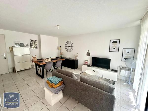 Appartement à louer 2 pièces 47.61m² Castres (81100)