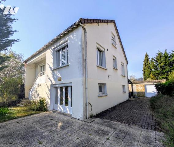 Maison 2 niveau - Garage - Terrain 