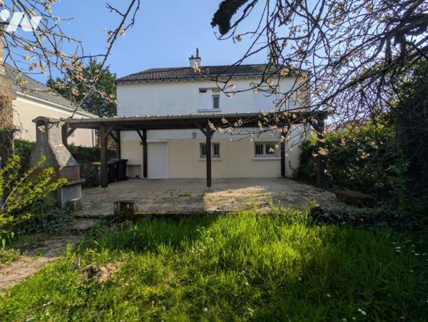 Maison 2 niveau - Garage - Terrain 