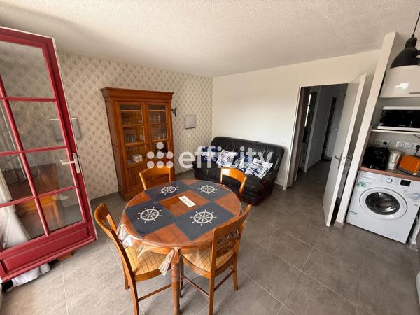 Appartement
         2 pièces
        - 32 m² 159 000 € *