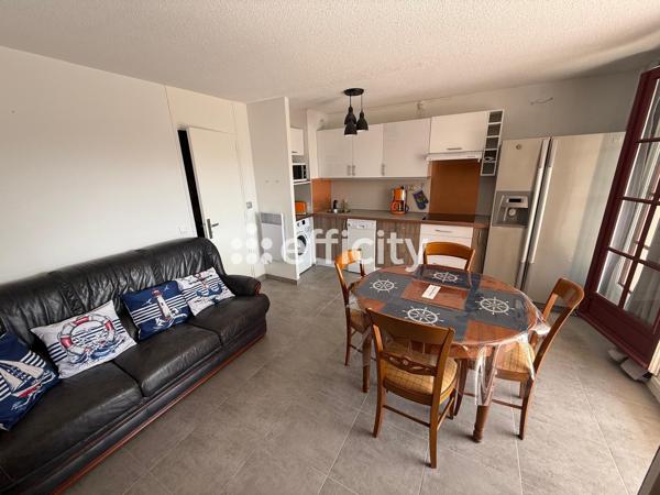 Appartement
         2 pièces
        - 32 m² 159 000 € *