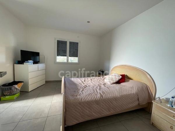 Maison plain pied à vendre 5 pièces JUGEALS NAZARETH