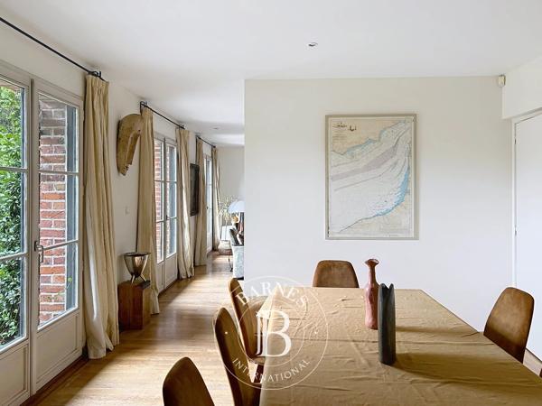 Croix, Maison 5 Chambres -  262 m² à vendre
