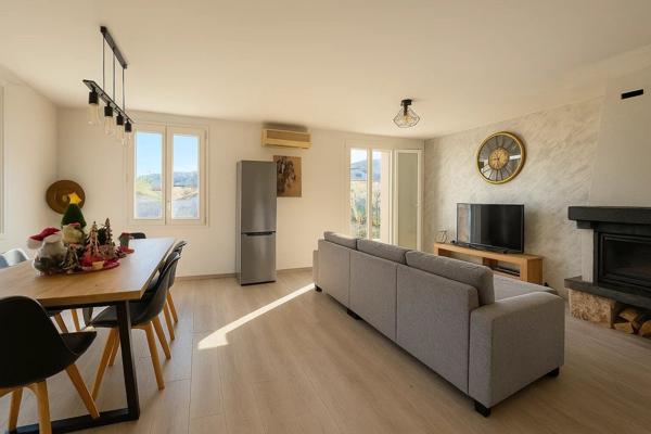 Vente Maison 5 pièces 107 m2 à Trets