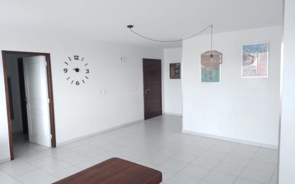 Appartement à louer    4 pièces • 104,65 m2 Cayenne