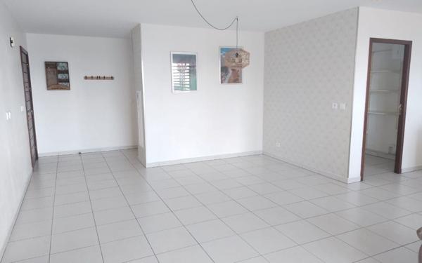 Appartement à louer    4 pièces • 104,65 m2 Cayenne