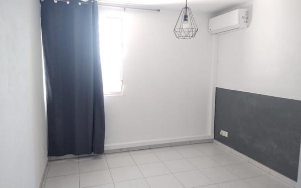 Appartement à louer    4 pièces • 104,65 m2 Cayenne