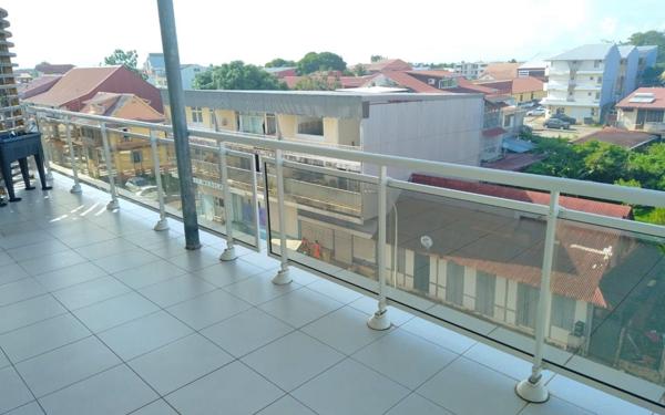 Appartement à louer    4 pièces • 104,65 m2 Cayenne