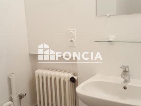 Location Appartement 2 pièces 41.1 m² - 117 COURS JEAN JAURES Grenoble 38000